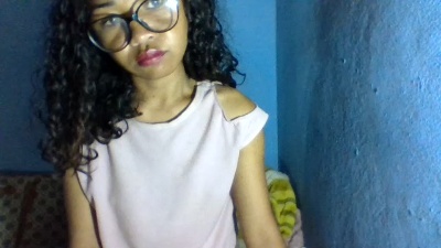 BabytatY live cam on Cam4