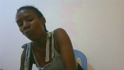 Babytylerr live cam on Cam4