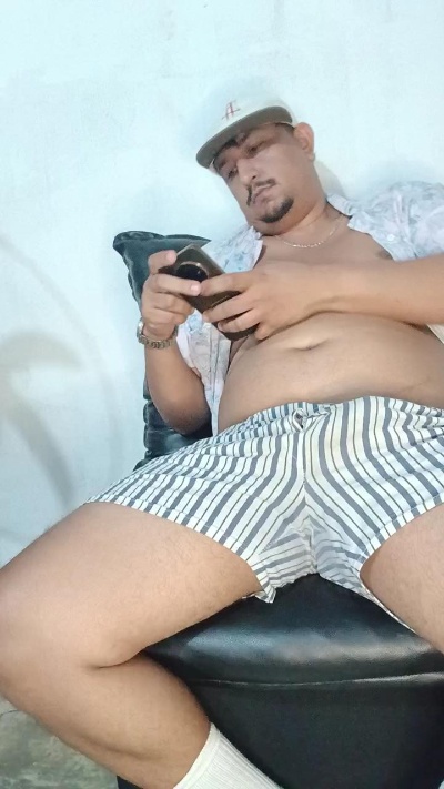 BadPapi live cam on Cam4