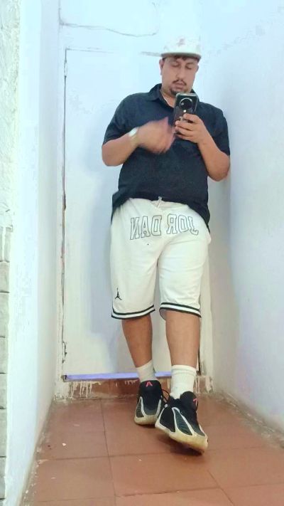 BadPapi live cam on Cam4
