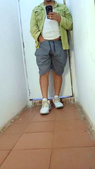 BadPapi live cam on Cam4