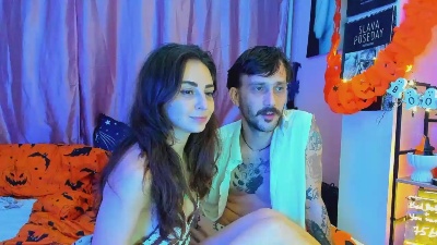 Bad_Badger live cam on Cam4