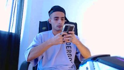 Bad_Boy_Carter live cam on Cam4
