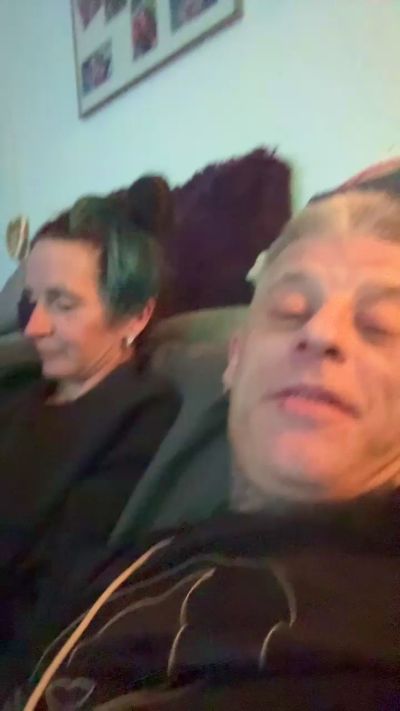Baddevil80 live cam on Cam4