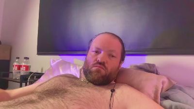 Badfish2472 live cam on Cam4