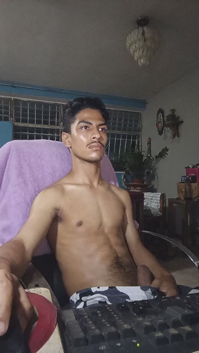 Badguys2025 live cam on Cam4