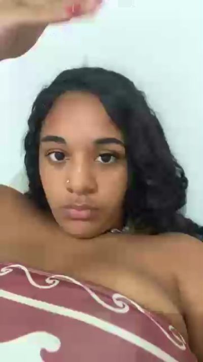 Baianinha07 live cam on Cam4