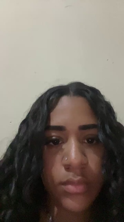 Baianinha07 live cam on Cam4