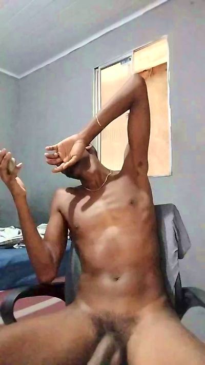 Baiano21cm live cam on Cam4