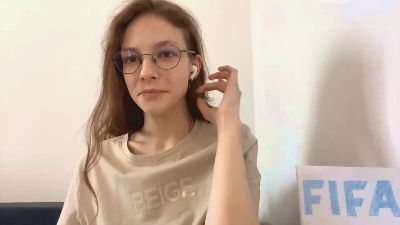 BambiHipkins live cam on Cam4