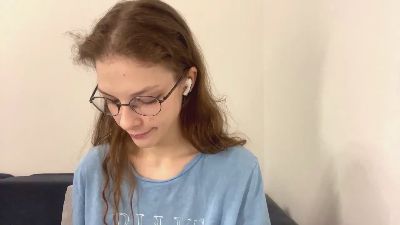 BambiHipkins live cam on Cam4