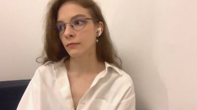 BambiHipkins live cam on Cam4