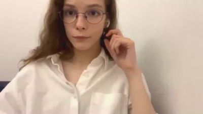 BambiHipkins live cam on Cam4