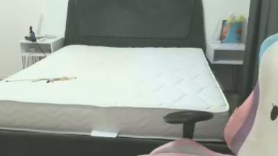 BambiTison live cam on Cam4