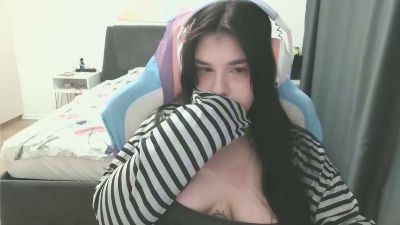 BambiTison live cam on Cam4