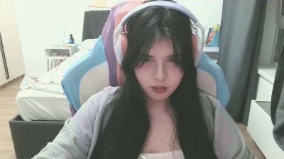 BambiTison live cam on Cam4