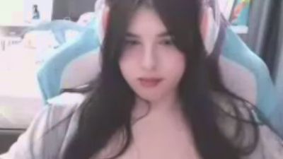 BambiTison live cam on Cam4