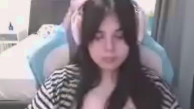 BambiTison live cam on Cam4