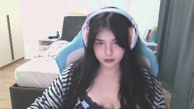 BambiTison live cam on Cam4