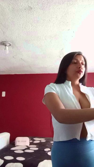 BambySafre live cam on Cam4