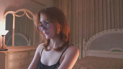 BarabaraKinn live cam on Cam4