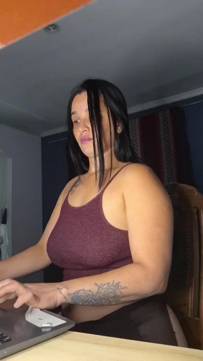 Barbaracamil live cam on Cam4
