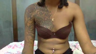 Barbi_Benz live cam on Cam4