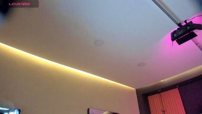 BarbieFox9 live cam on Cam4