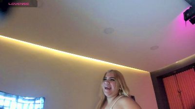 BarbieFox9 live cam on Cam4
