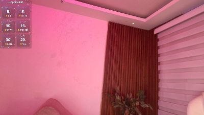 BarbieFox9 live cam on Cam4