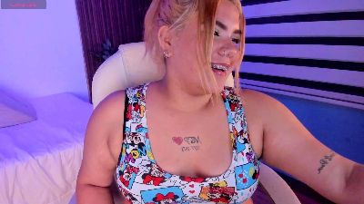 BarbieFox9 live cam on Cam4