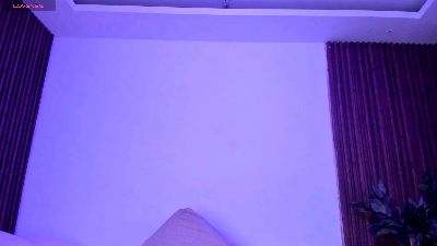 BarbieFox9 live cam on Cam4