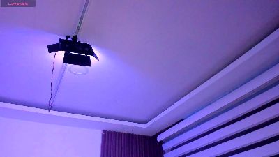 BarbieFox9 live cam on Cam4