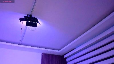 BarbieFox9 live cam on Cam4