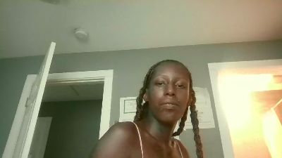 BarbieThic1 live cam on Cam4