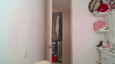 Barbie_girl_69 live cam on Cam4