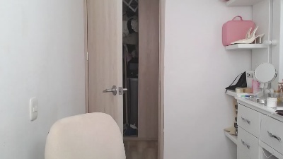 Barbie_girl_69 live cam on Cam4