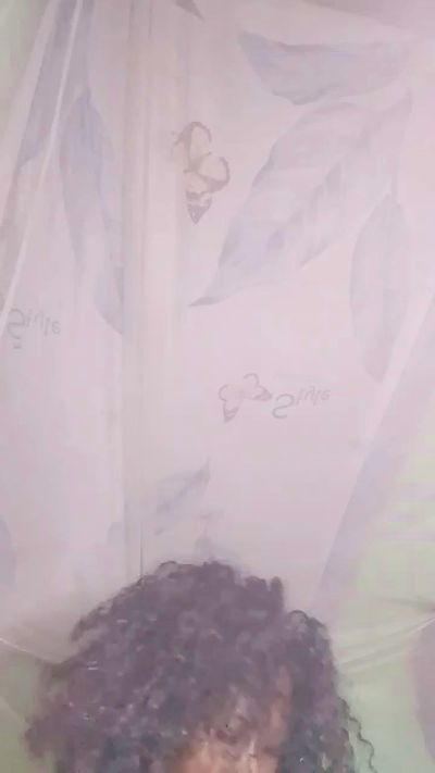 Barbiechoco live cam on Cam4