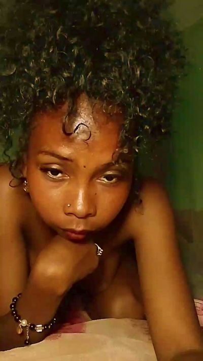 Barbiechoco live cam on Cam4