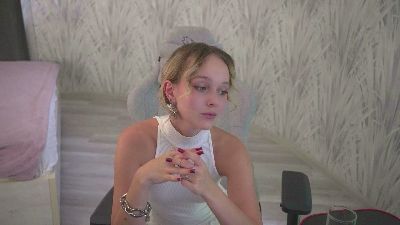 BarbraVanlier live cam on Cam4