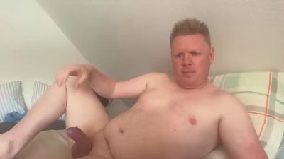 BareBackFotze live cam on Cam4