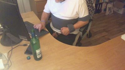 BarefootD live cam on Cam4