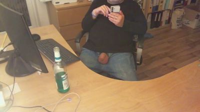 BarefootD live cam on Cam4