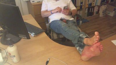 BarefootD live cam on Cam4