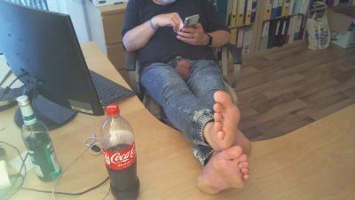 BarefootD live cam on Cam4