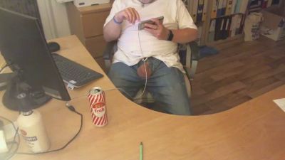BarefootD live cam on Cam4