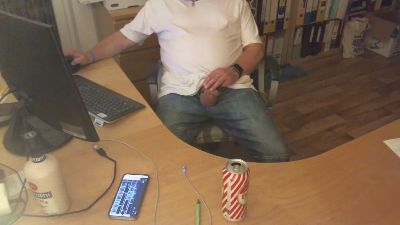 BarefootD live cam on Cam4
