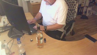 BarefootD live cam on Cam4