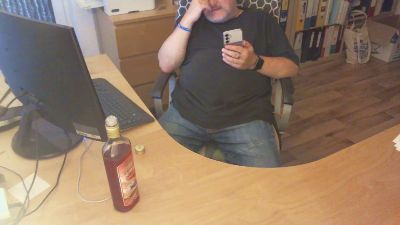 BarefootD live cam on Cam4