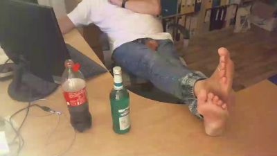 BarefootD live cam on Cam4
